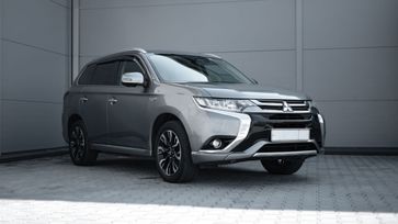 SUV   Mitsubishi Outlander 2017 , 1920000 , 