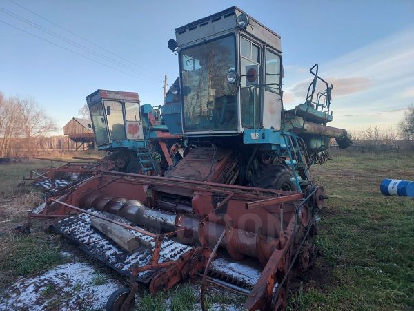    1200 1989 , 220000 , 