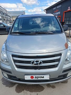    Hyundai H1 2015 , 2250000 , 