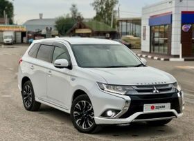SUV   Mitsubishi Outlander 2015 , 2200000 , -