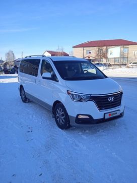    Hyundai H1 2021 , 4500000 , 