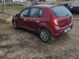  Renault Sandero 2011 , 500000 , 