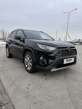 SUV   Toyota RAV4 2021 , 3829000 , 