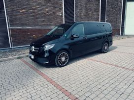    Mercedes-Benz V-Class 2022 , 5500000 , -