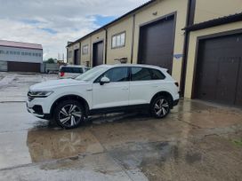 SUV   Volkswagen Touareg 2019 , 5500000 , 