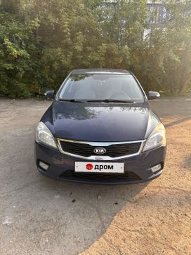  Kia Ceed 2010 , 700000 , 