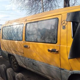    SsangYong Istana 1997 , 200000 , 