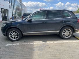 SUV   Volkswagen Touareg 2015 , 2690000 , -