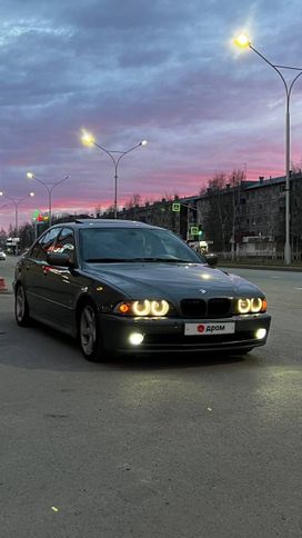  BMW 5-Series 2003 , 1100000 , 