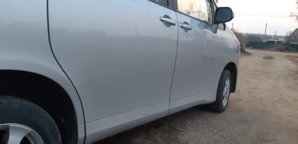    Toyota Voxy 2007 , 1130000 , 