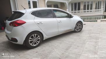  Kia Ceed 2013 , 890000 , 