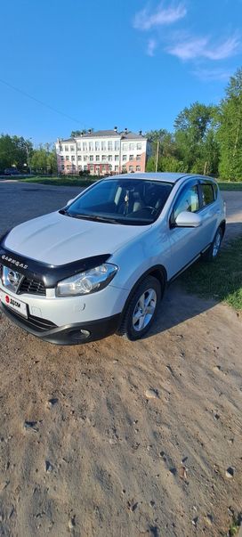 SUV   Nissan Qashqai 2011 , 1250000 , -