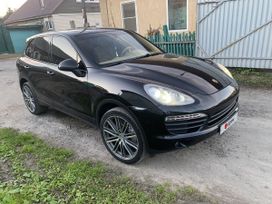 SUV   Porsche Cayenne 2012 , 2880000 , 