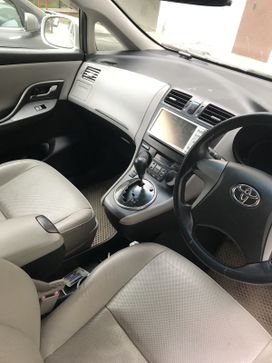    Toyota Mark X Zio 2008 , 440000 , 