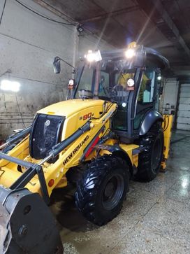 - New Holland B80B 2019 , 5800000 , 