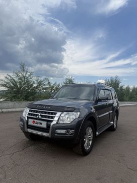 SUV   Mitsubishi Pajero 2015 , 2585000 , -