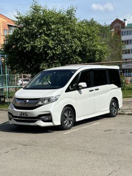    Honda Stepwgn 2015 , 1879000 , 