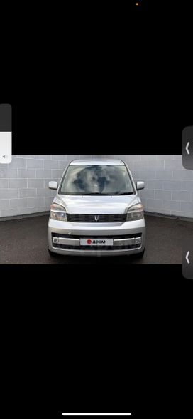    Toyota Voxy 2001 , 650000 , 
