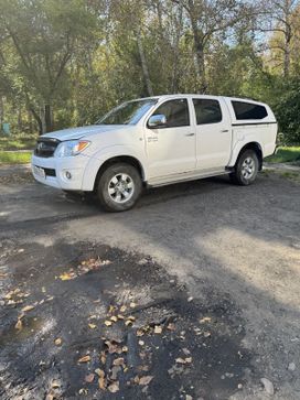  Toyota Hilux 2011 , 2100000 , --