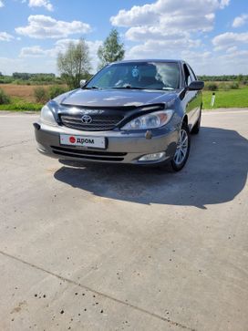  Toyota Camry 2003 , 700000 , 