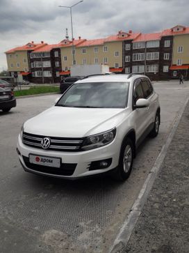 SUV   Volkswagen Tiguan 2012 , 1200000 ,  