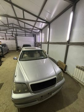  Toyota Crown 2001 , 600000 , 