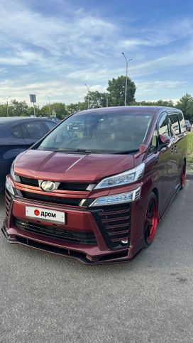    Toyota Vellfire 2019 , 4300000 , 