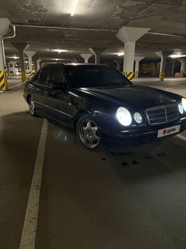  Mercedes-Benz E-Class 1998 , 220000 , 
