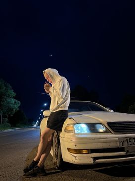  Toyota Mark II 1997 , 600000 , 