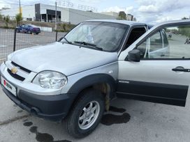 SUV   Chevrolet Niva 2018 , 780000 , 