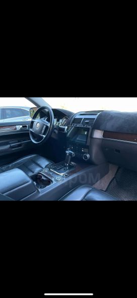 SUV   Volkswagen Touareg 2004 , 920000 , 