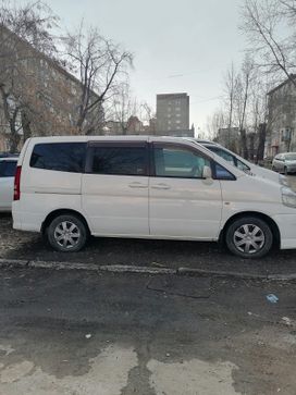    Nissan Serena 2002 , 635000 , 