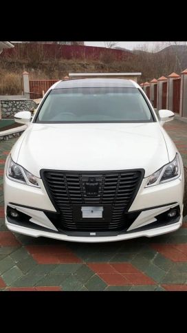  Toyota Crown 2015 , 2300000 , 