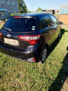  Toyota Vitz 2017 , 955000 , 