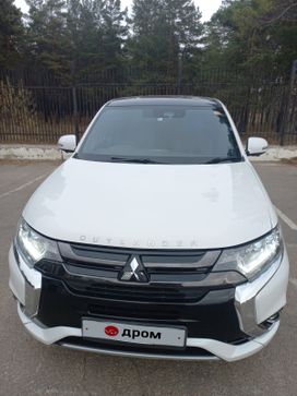 SUV   Mitsubishi Outlander 2018 , 2700000 , 