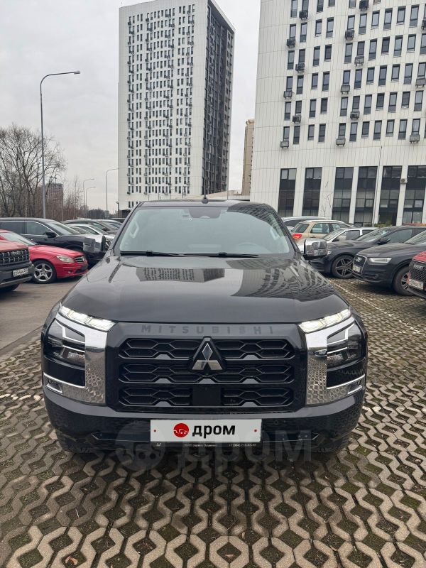  Mitsubishi L200 2024 , 7050000 , 