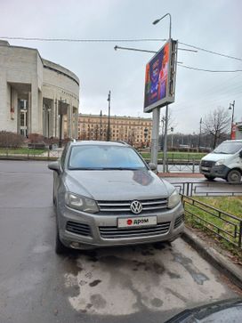 SUV   Volkswagen Touareg 2014 , 2450000 , -