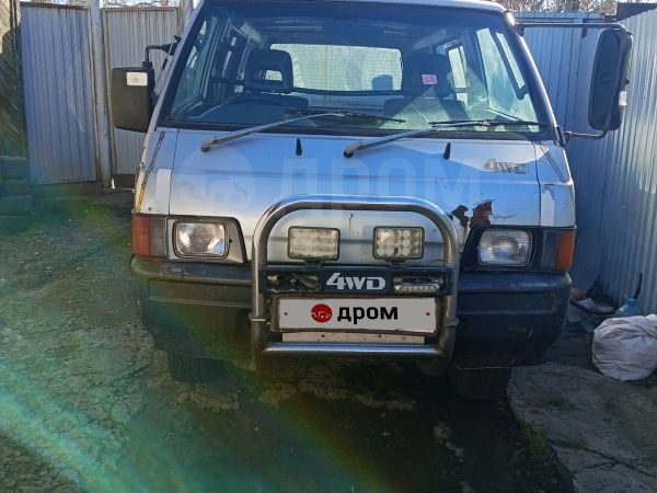    Mitsubishi Delica 1989 , 250000 , 