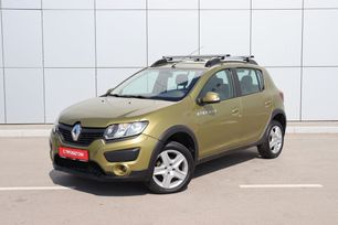  Renault Sandero Stepway 2015 , 700000 , 