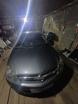 3  Opel Astra GTC 2010 , 425000 , 