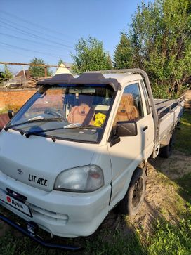   Toyota Lite Ace 2000 , 600000 , 