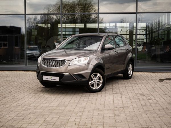 SUV   SsangYong Actyon 2013 , 910000 , 