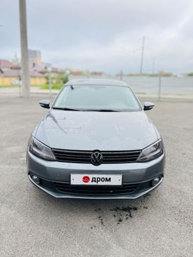  Volkswagen Jetta 2011 , 900000 , 