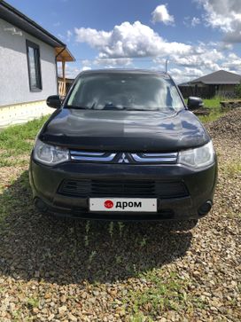SUV   Mitsubishi Outlander 2013 , 1175000 , 