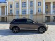 SUV   Volkswagen Touareg 2013 , 2500000 ,  