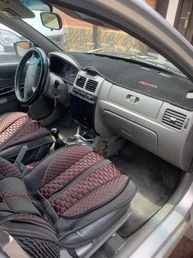  Kia Rio 2005 , 300000 , 