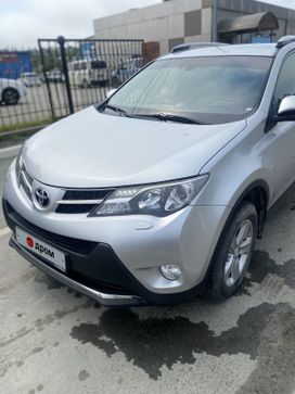 SUV   Toyota RAV4 2013 , 2290000 , -