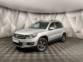 SUV   Volkswagen Tiguan 2016 , 1673000 , 
