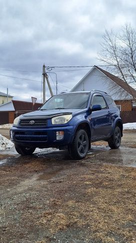 3  Toyota RAV4 2001 , 930000 ,  