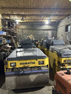  Komatsu JV40CW 2016 , 2800000 , 